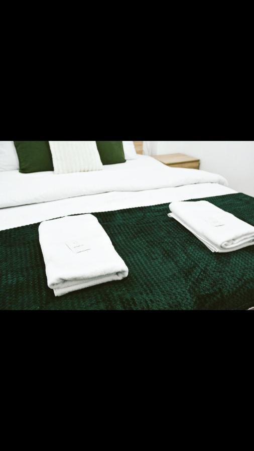 Accomodation1 *